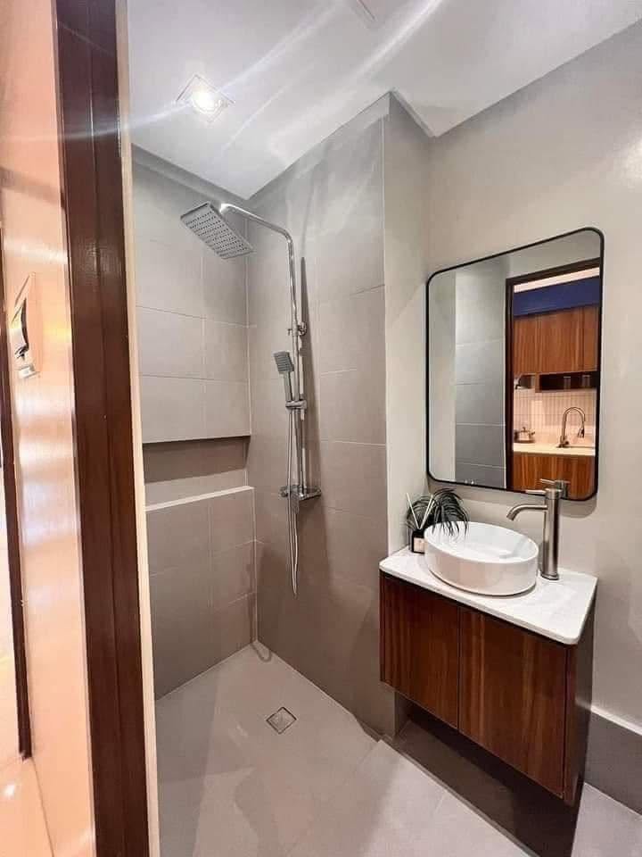 DESTINE PREMIUM CONDOMINIUM 8